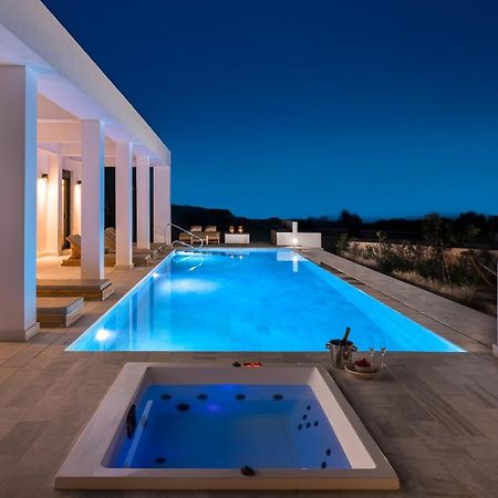 Seawater Villa Лакания Экстерьер фото