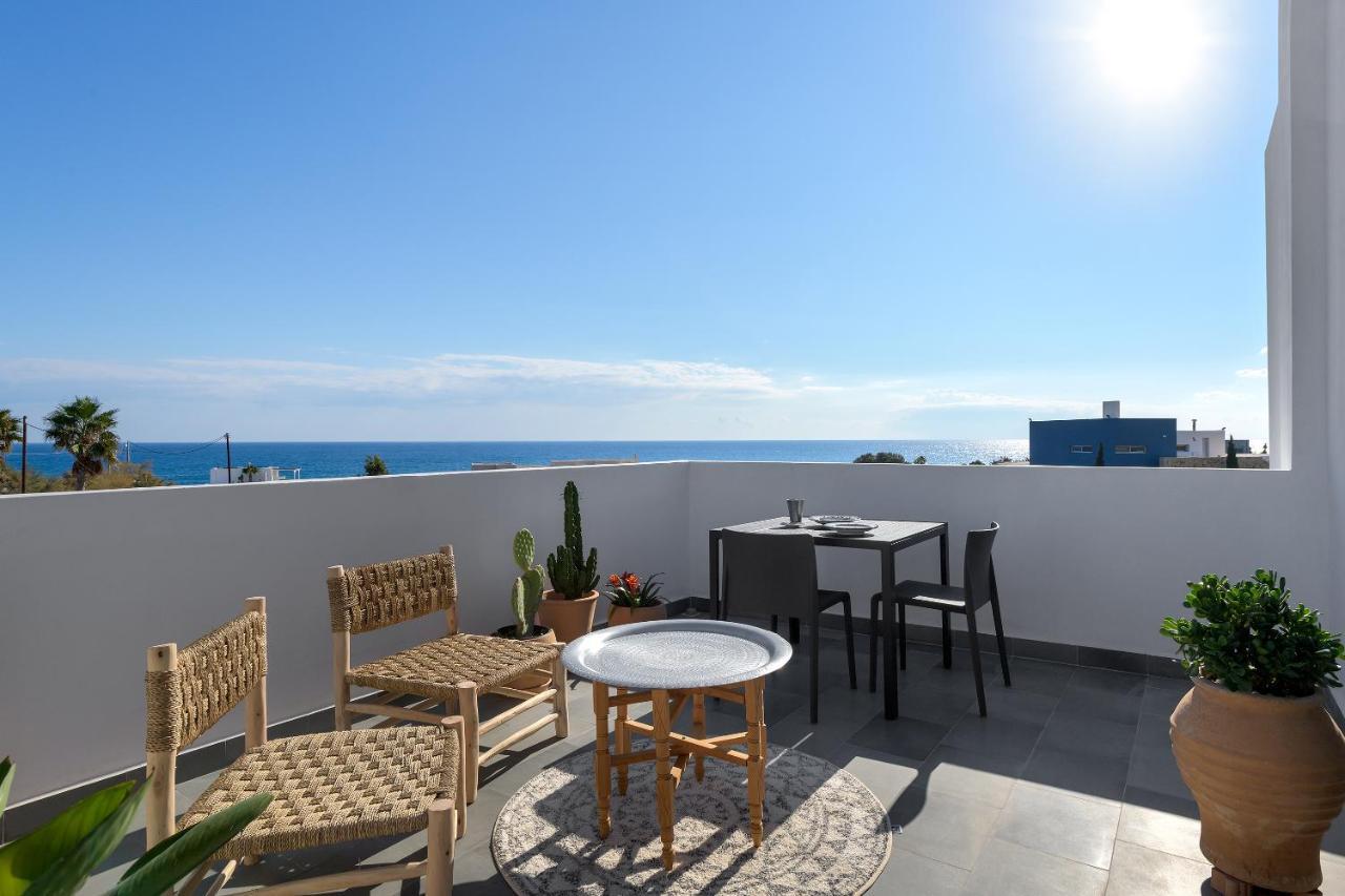 Seawater Villa Лакания Экстерьер фото